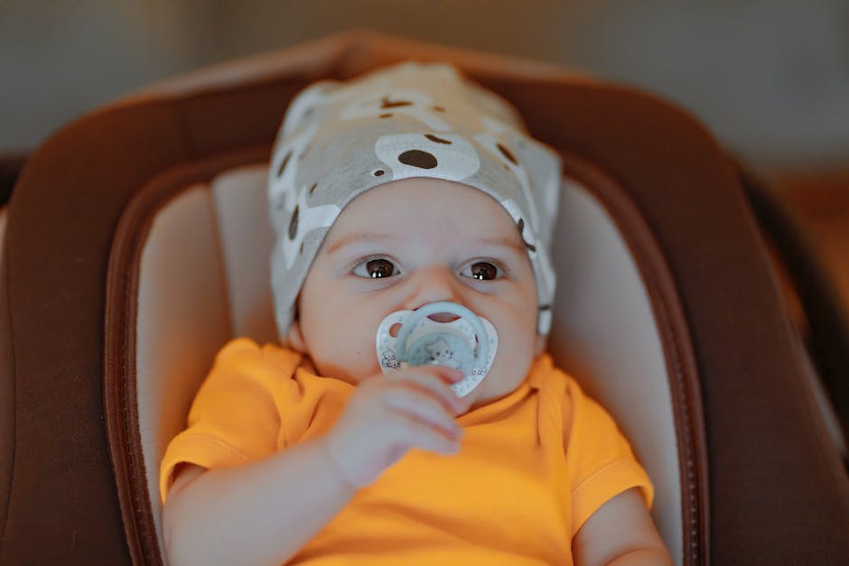 Alt-Attribut für Baby mit blauen Augen, wie lange haben sie diese Farbe?